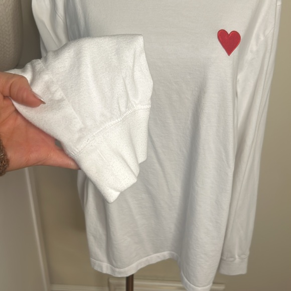 American Eagle Soft Long Sleeve White with Heart - Picture 6 of 7